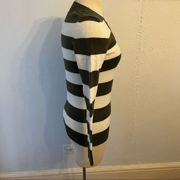 Gap Olive Green & White Stripe Wool Blend Knit V Neck Sweater XS - Picture 3 of 9